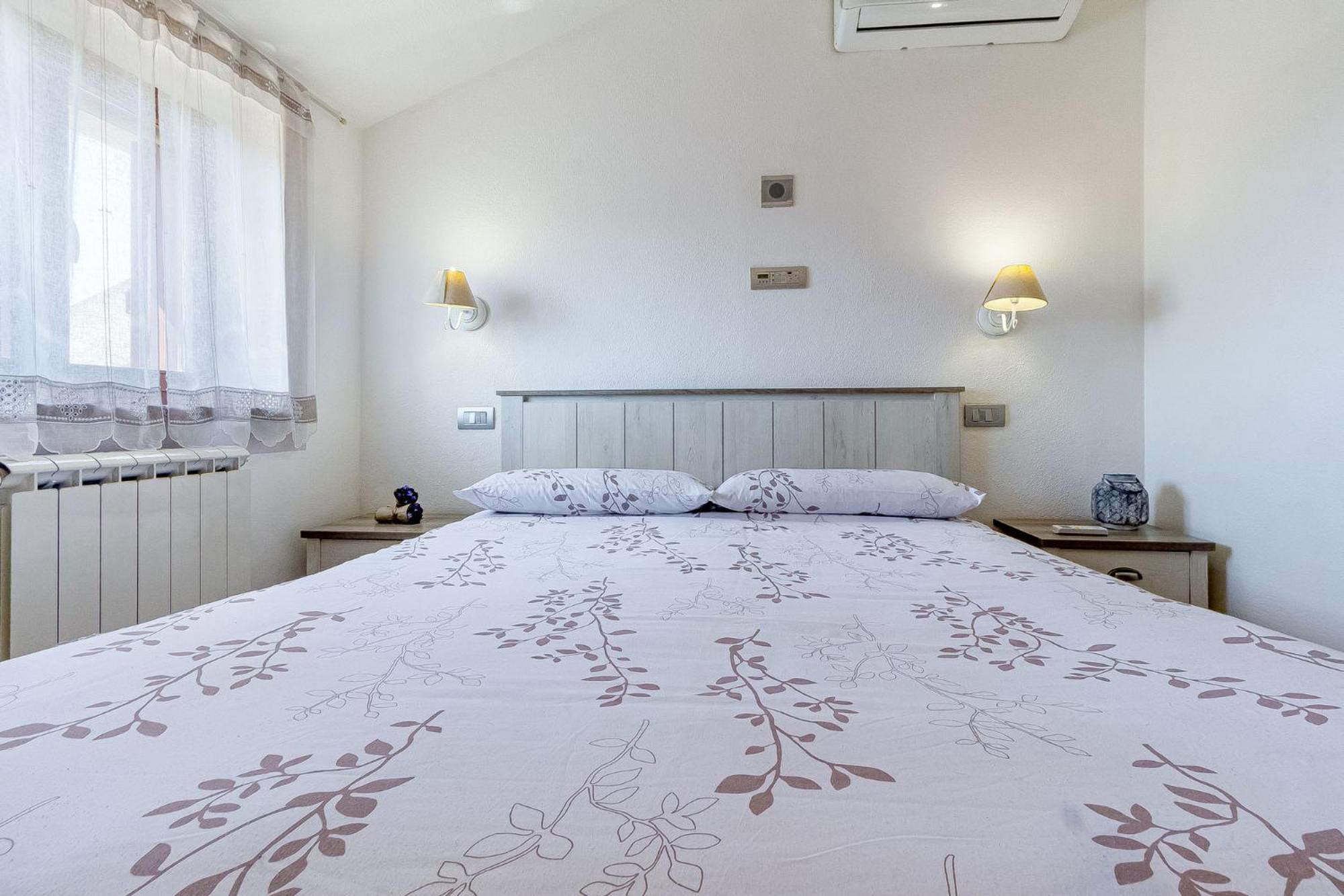 Charlotte Apartment - For Family And Groups Porto Torres Exterior photo