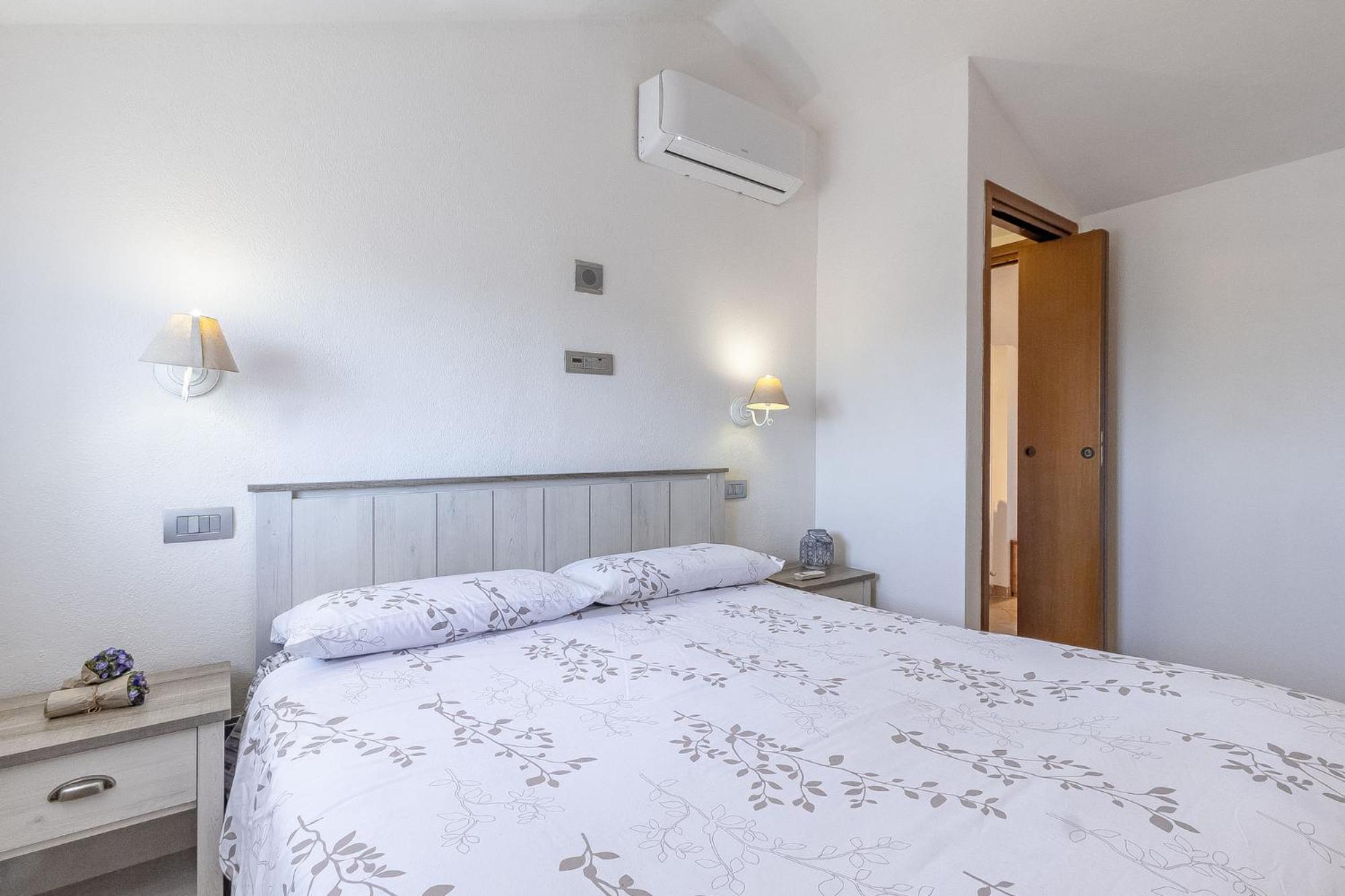 Charlotte Apartment - For Family And Groups Porto Torres Exterior photo