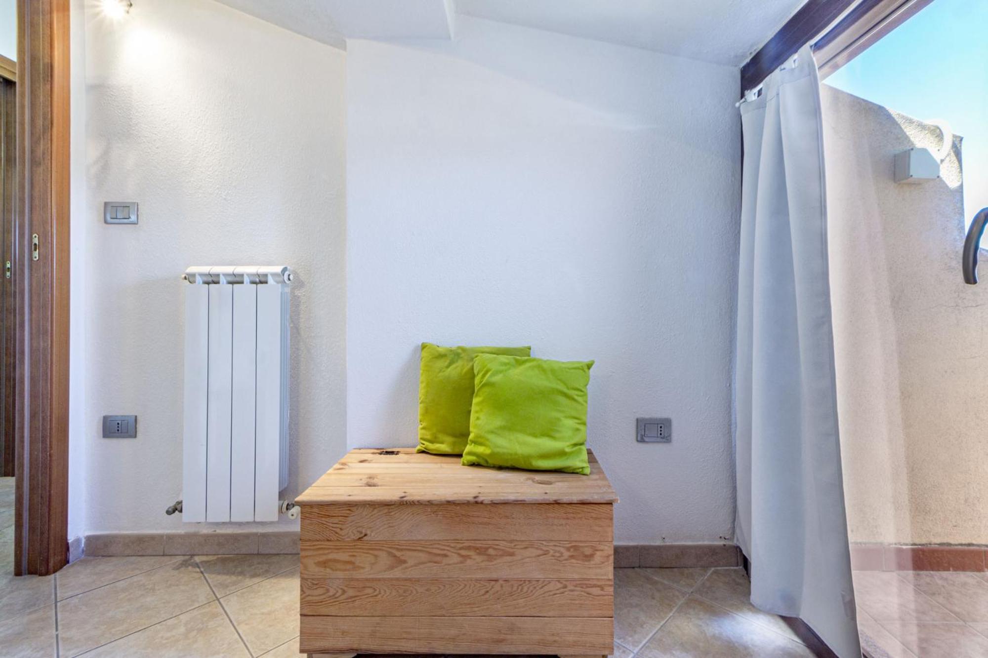 Charlotte Apartment - For Family And Groups Porto Torres Exterior photo